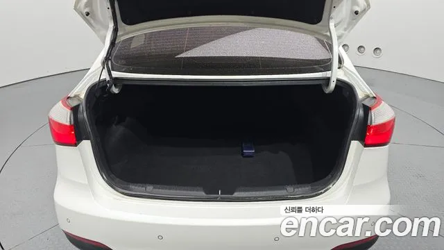 Kia K3 2013 thumb 11