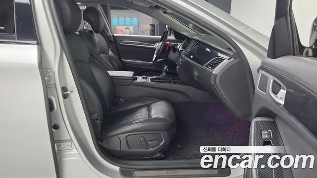 Hyundai Genesis 2015 thumb 10
