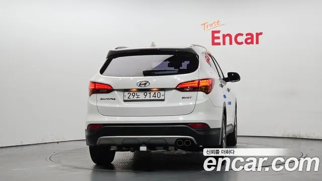 Hyundai Санта Фе 2014 thumb 11