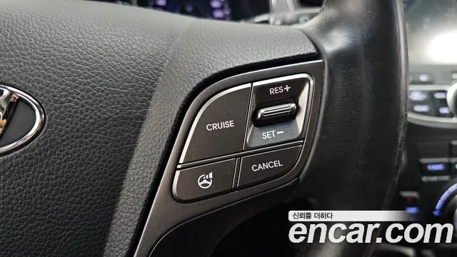 Hyundai Санта Фе 2014 thumb 3