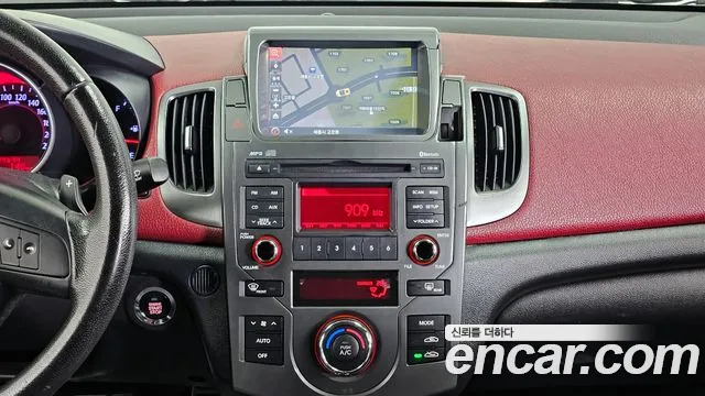 Kia Forte 2012 thumb 5