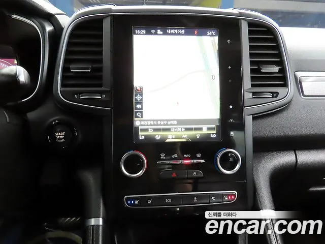 Renault QM6 2016 thumb 11