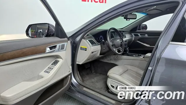 Hyundai Genesis 2015 thumb 2