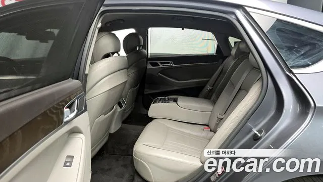 Hyundai Genesis 2015 thumb 12