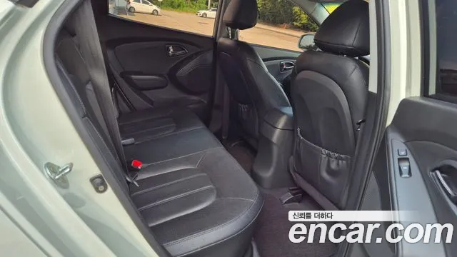 Hyundai Tucson 2012 thumb 9