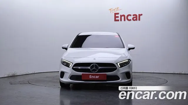 Mercedes-Benz A-Class 2020 thumb 7