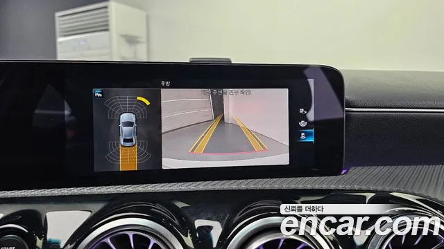 Mercedes-Benz A-Class 2020 thumb 11