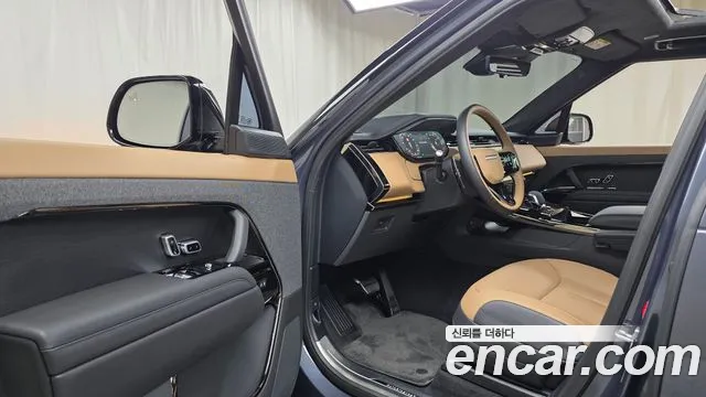 Land Rover Range Rover Sport 2025 thumb 2