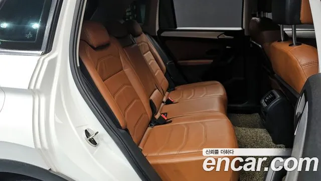 Volkswagen Tiguan 2018 thumb 6