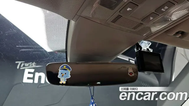 Volkswagen Tiguan 2018 thumb 3