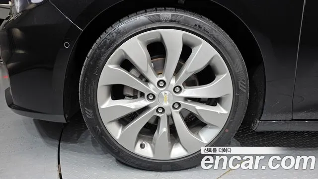 Chevrolet Malibu 2018 thumb 7