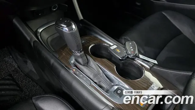 Chevrolet Malibu 2018 thumb 9