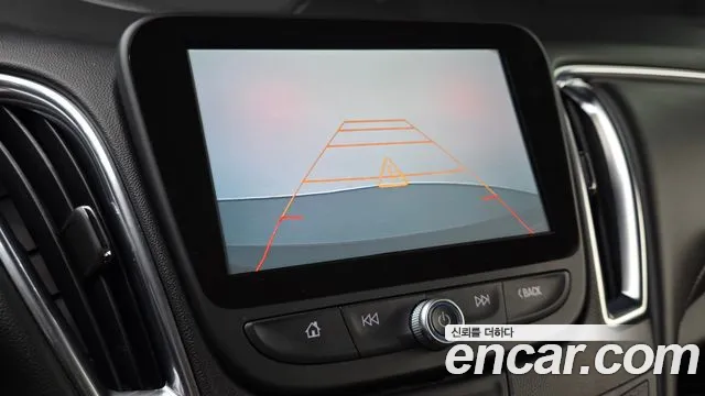 Chevrolet Malibu 2018 thumb 11