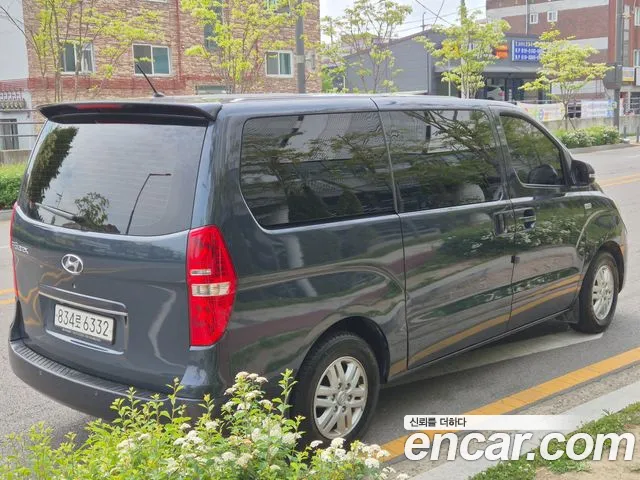 Hyundai Staria 2017 thumb 10