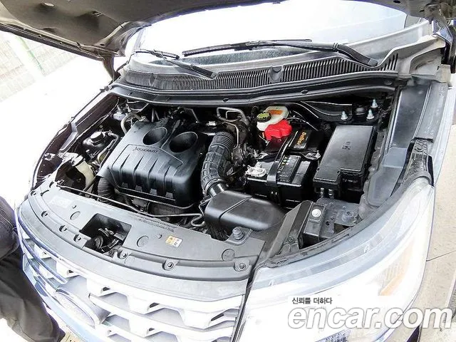 Ford Explorer 2017 thumb 9