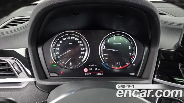BMW X2 2022 thumb 11