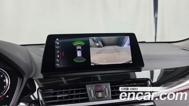 BMW X2 2022 thumb 12