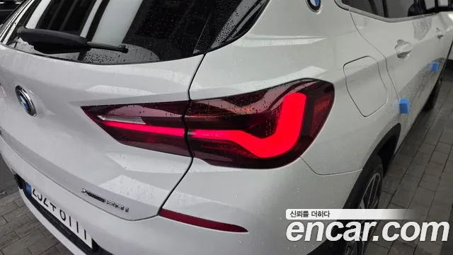 BMW X2 2022 thumb 3