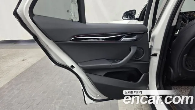 BMW X2 2022 thumb 7