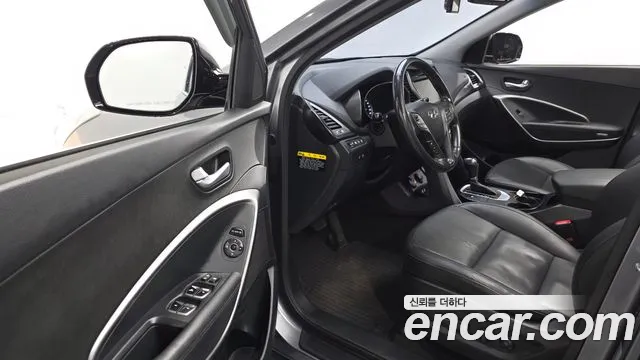 Hyundai Santafe 2016 thumb 3
