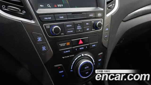 Hyundai Santafe 2016 thumb 11