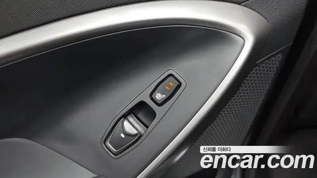 Hyundai Santafe 2016 thumb 12