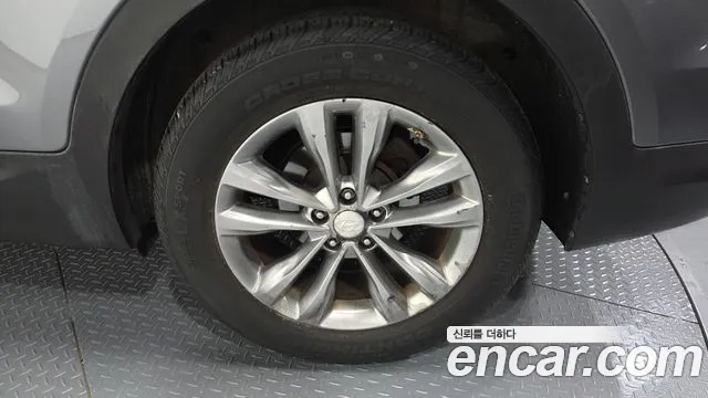 Hyundai Santafe 2016 thumb 5