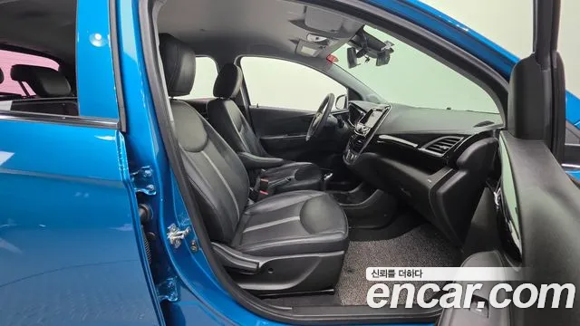 Chevrolet Spark 2020 thumb 2