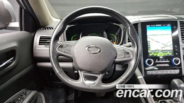 Renault QM6 2016 thumb 11