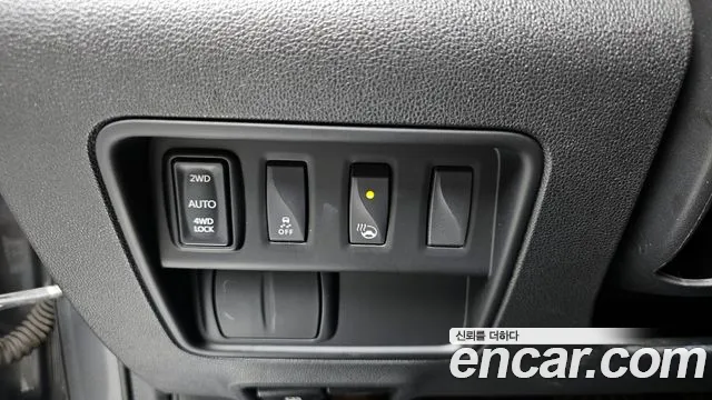 Renault QM6 2016 thumb 4