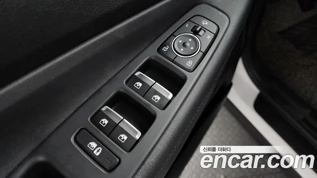 Hyundai Santa Fe 2023 thumb 7