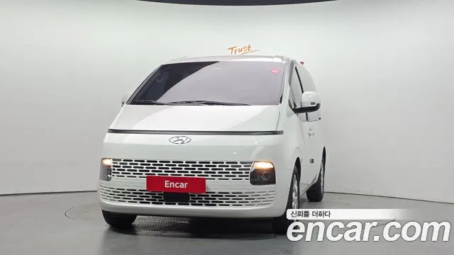 Hyundai Staria 2022 thumb 6