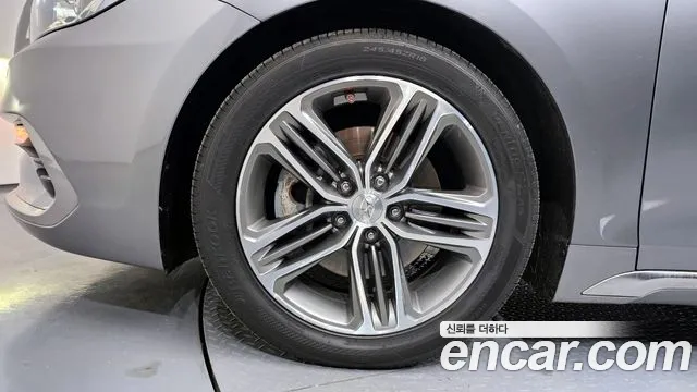 Hyundai Grandeur 2017 thumb 5