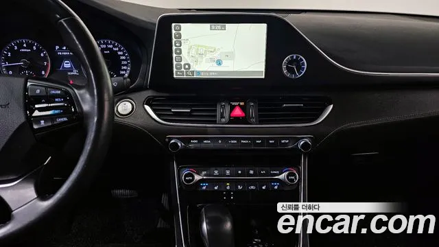 Hyundai Grandeur 2017 thumb 8