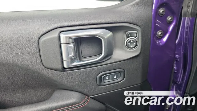Jeep Wrangler 2023 thumb 6