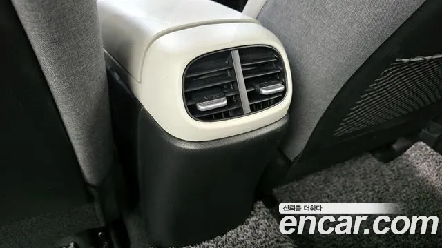 Hyundai Elantra 2021 thumb 7