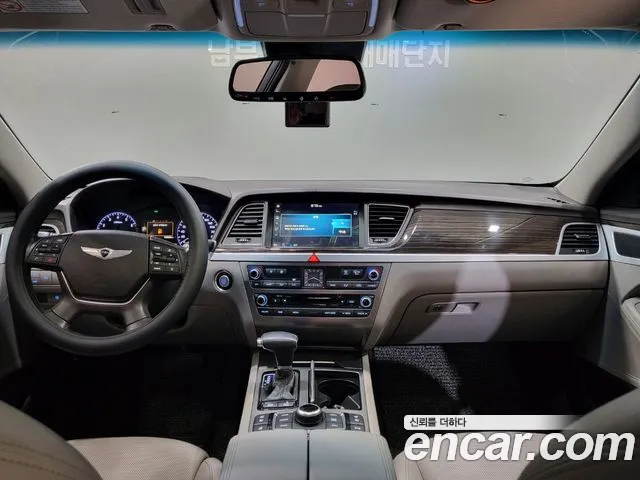 Hyundai Genesis 2014 thumb 2