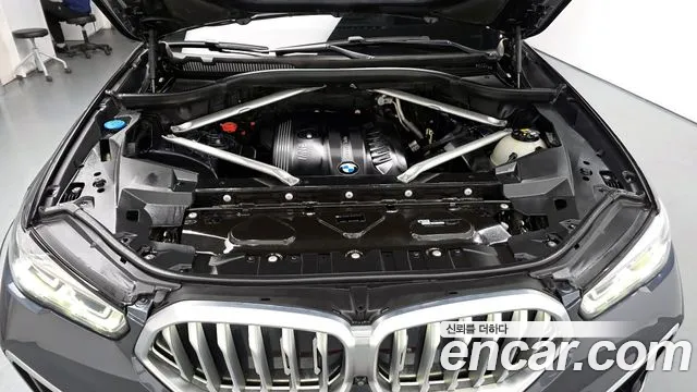BMW X6 2019 thumb 10