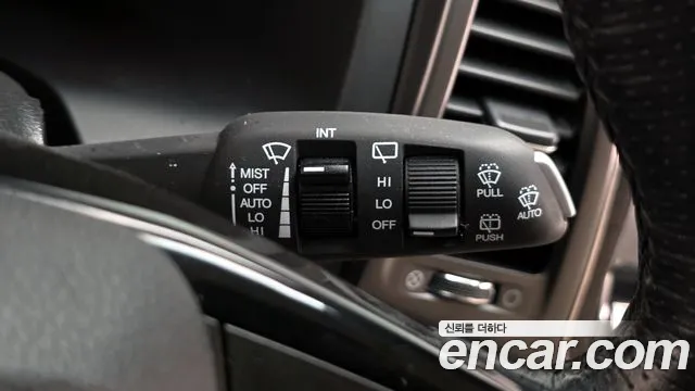KGM Rexton 2020 thumb 11