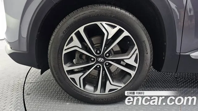 Hyundai Santa Fe 2018 thumb 11