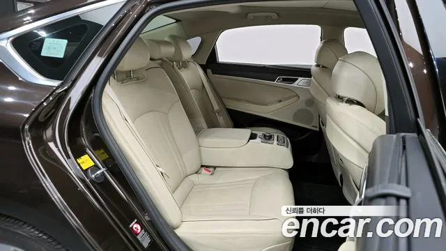 Genesis G80 2018 thumb 10