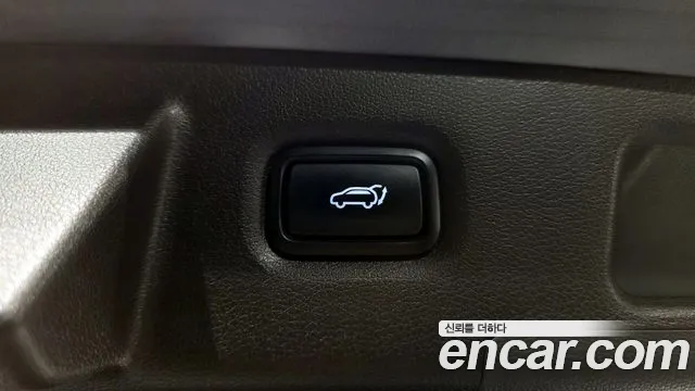 Hyundai Santa Fe 2018 thumb 11