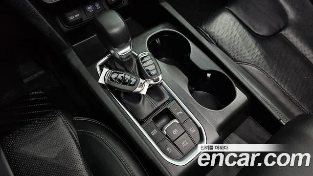 Hyundai Santa Fe 2018 thumb 5