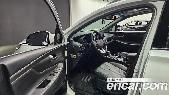 Hyundai Santa Fe 2018 thumb 11
