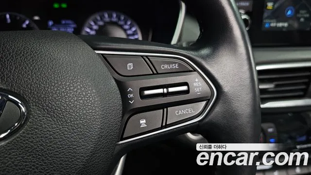 Hyundai Santa Fe 2018 thumb 3