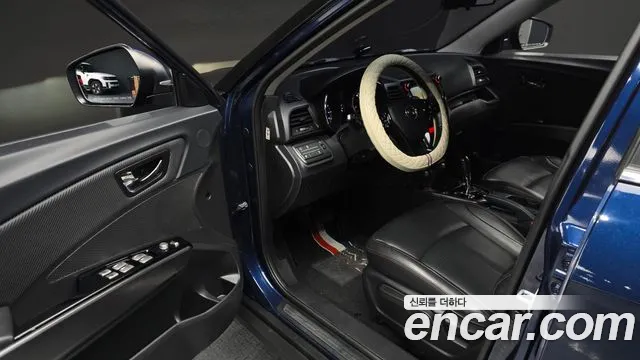 KGM Tivoli Air 2018 thumb 8
