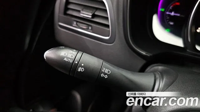 Renault QM6 2020 thumb 11