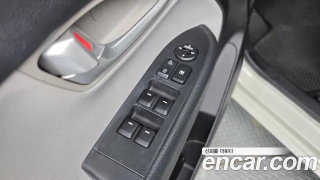 Kia Ray 2012 thumb 4