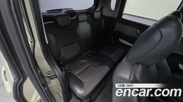 Kia Ray 2012 thumb 6