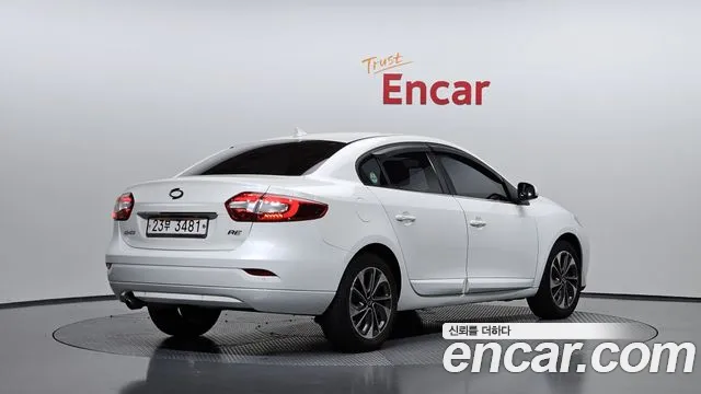Renault SM3 2015 thumb 7